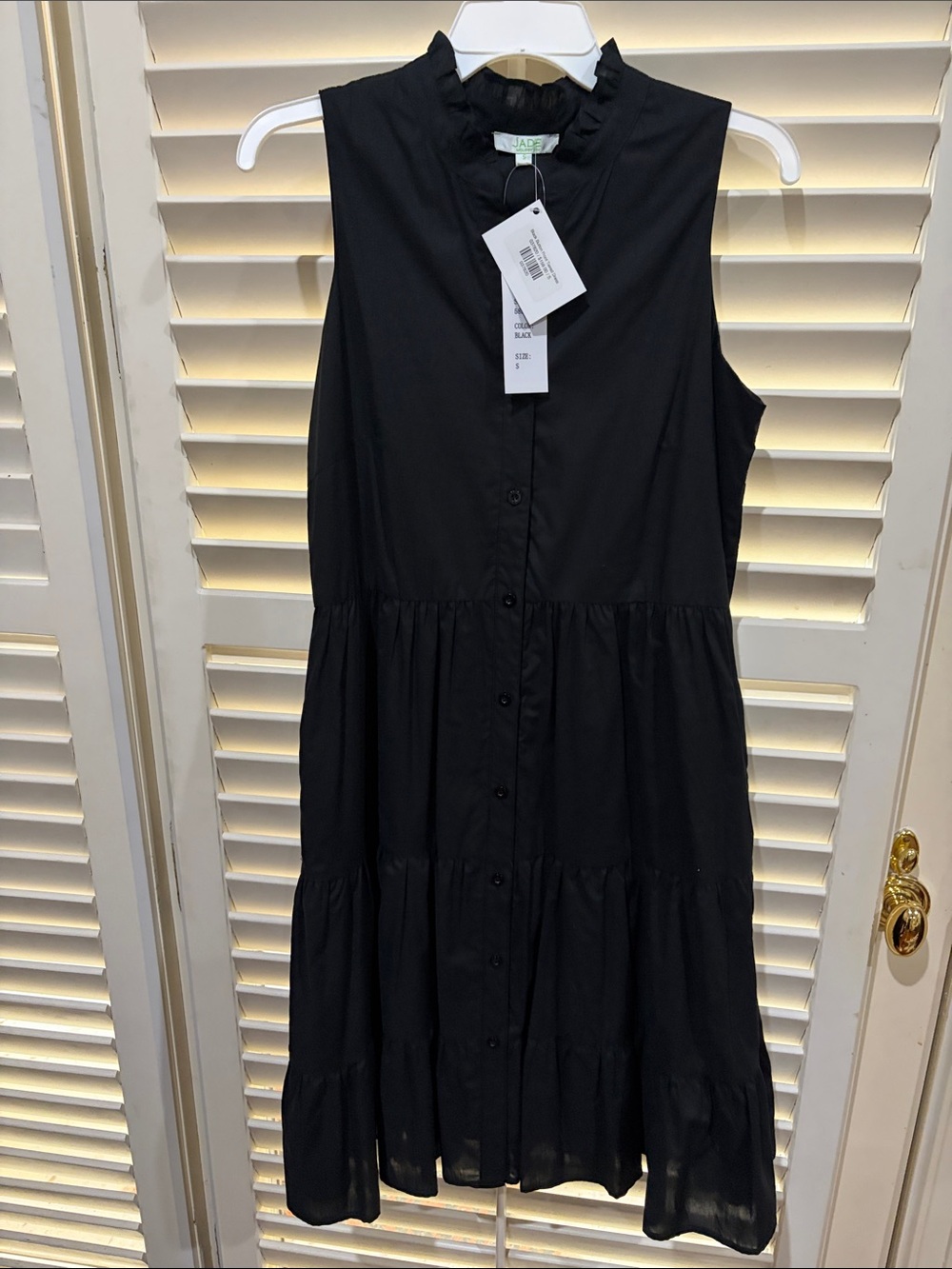 Jade Black Front Button Down Front. Side Pockets. Small NWT